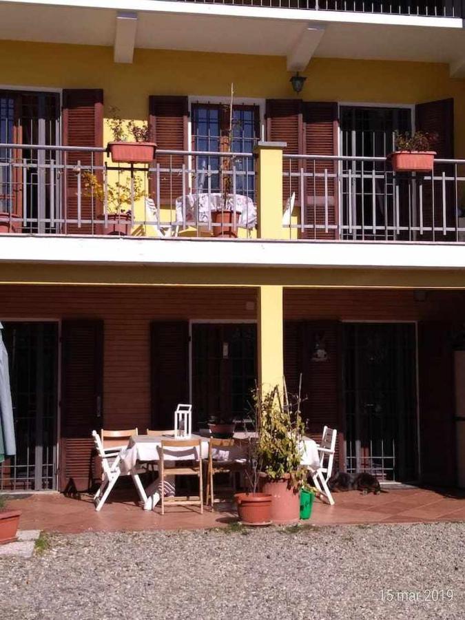 Beb Infamiglia Bed and Breakfast Cascinette Eksteriør billede